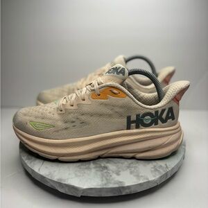 Size 8.5 - Hoka One One HOKA Clifton 9 Vanilla Astral W